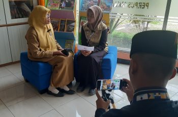 Liputan Tim Jurnalistik CQ News ke Perpusda Lamongan