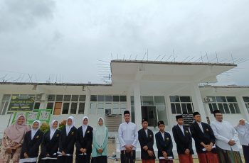 Pengambilan Nomor Urut Calon Ketua-Wakil Ketua OSIS SMP Cahaya Quran Berlangsung Lancar