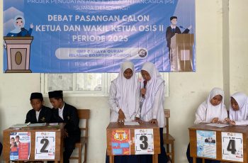 Debat Kandidat Calon Ketua dan Wakil Ketua OSIS SMP Cahaya Quran Periode 2025/2026 Berlangsung Dinamis
