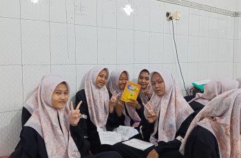 Jago Bahasa Inggris dengan Cepat di SMP Cahaya Quran: Pembinaan Intensif Ala Kampung Inggris Pare!